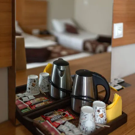 Namaste Akçay