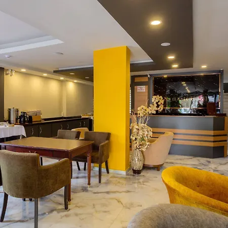 Otel Namaste 2*